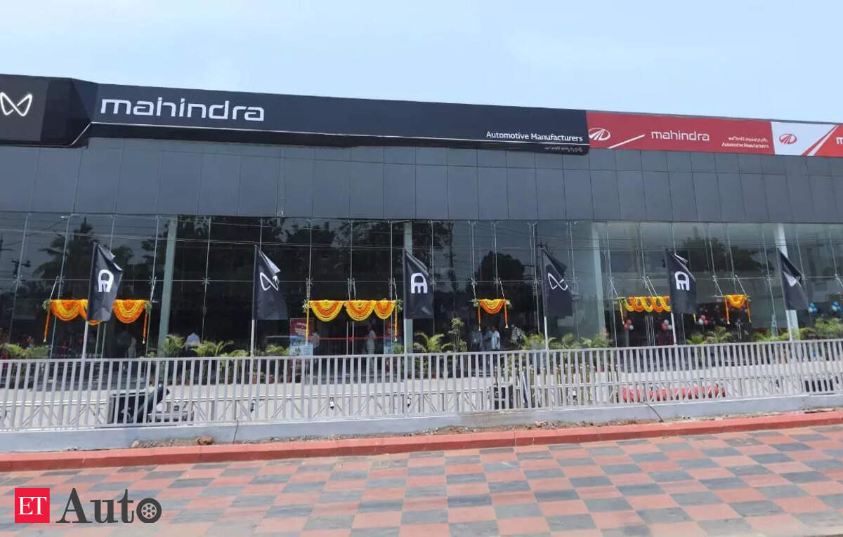 Automotive Manufacturers unveils Mahindra's largest dealership in South India at Vijayawada