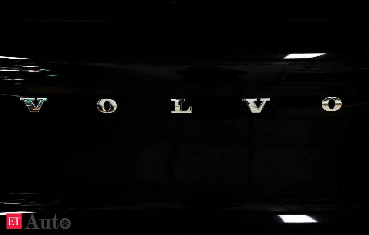 Volvo Cars recalls over 4 lakh US vehicles over rearview camera issue