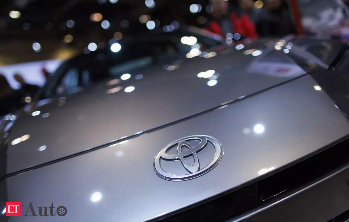 Toyota to tie up with Waymo for autonomous vehicle development