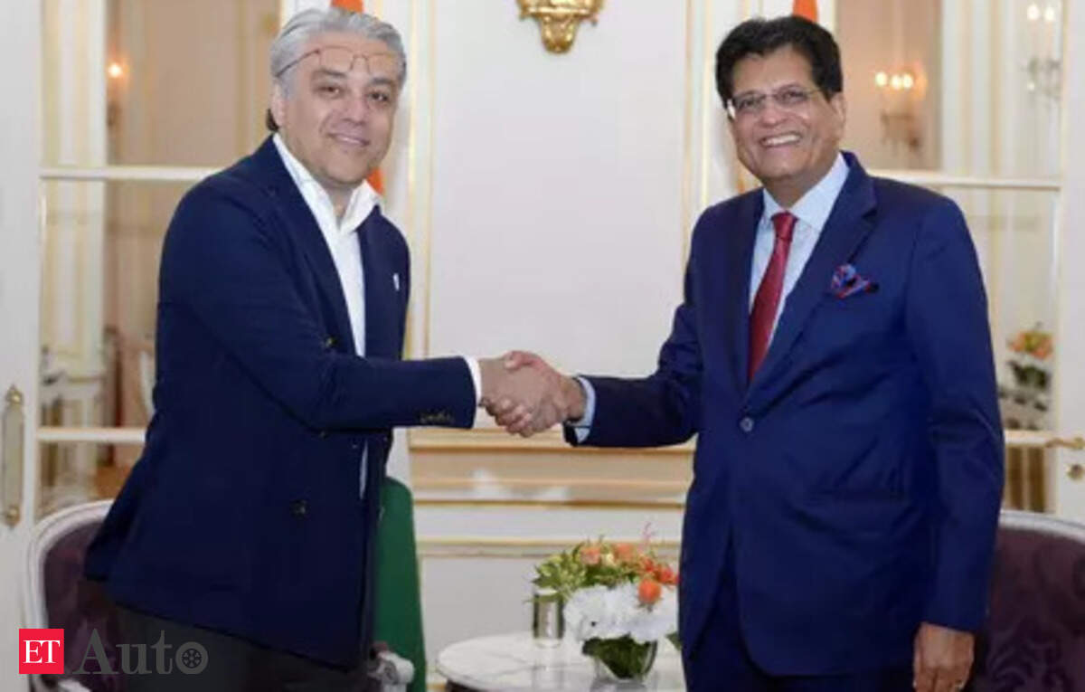 Piyush Goyal meets top global CEOs, discusses India's potential in EV, RE sectors