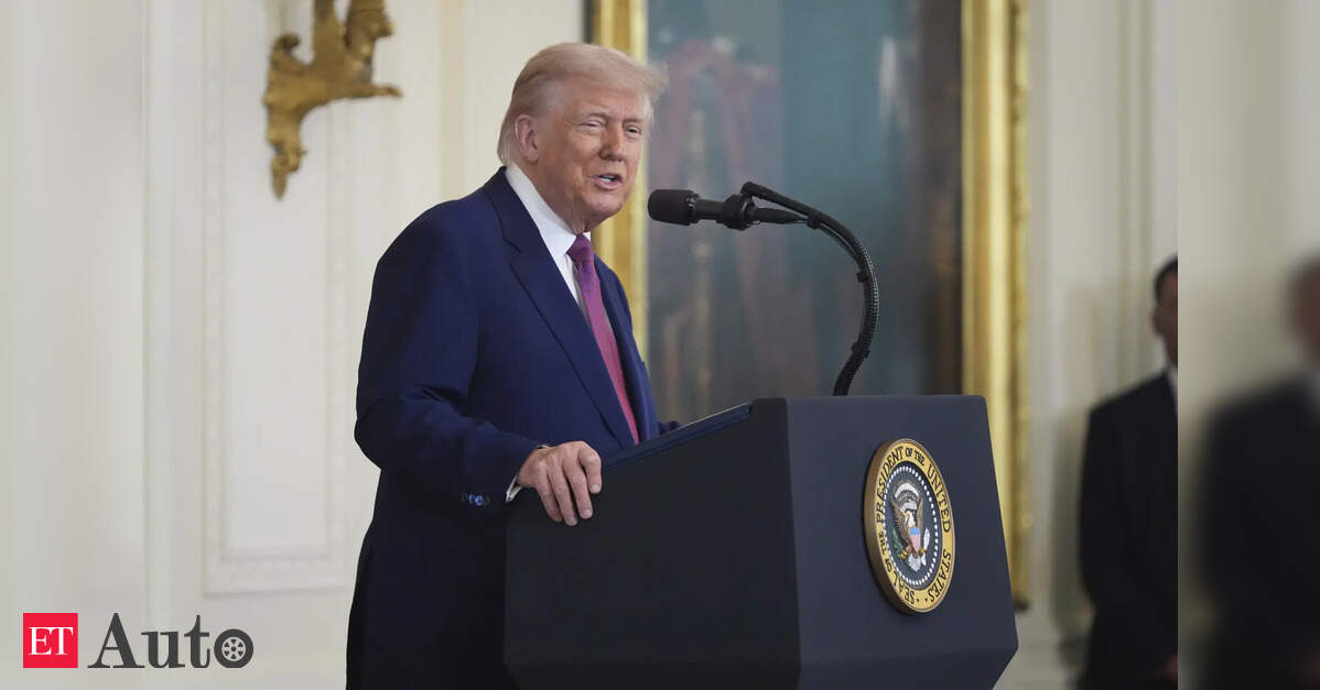 Trump signs measure blocking California's ban on new sales of gas-powered cars