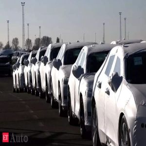 Trump's tariffs could make car buying more expensive