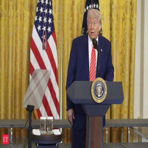 Trump keeps 10% tariffs on UK but cuts taxes on British autos, steel and aluminum with trade deal