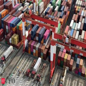 India’s total exports grow 6.01% to reach record $824.9 bln in FY25
