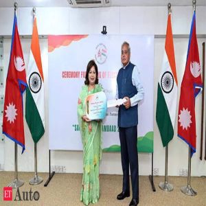 India gifts 15 EVs to Nepal, facilitating effective organization of Sagarmatha Sambad