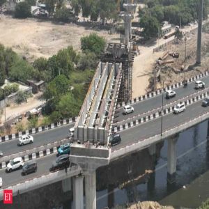 200-tonne steel span installed on Barapullah Flyover for Namo Bharat Corridor