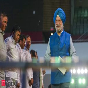 Oil prices to stay around $65/barrel: Hardeep Puri