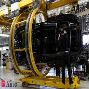 Magnet crisis: Auto giants rush to China for rare earth rescue