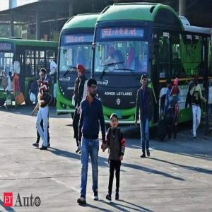 Grahak Panchayat against ban on pvt buses in city, demands strict traffic regulation