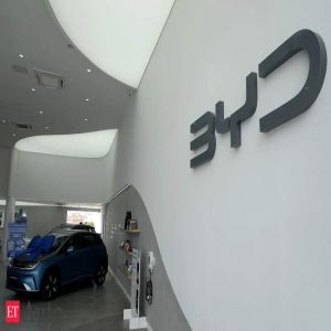 China's EV makers turn on BYD as price war escalates